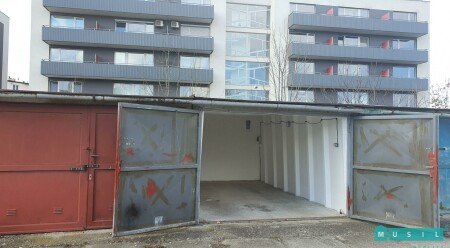 Pronájem garáže ve výborném stavu v centru města Olomouce, Olomouc-Město