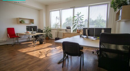 Pronájem kanceláří v administrativní budově na ul. Tovární v Olomouci