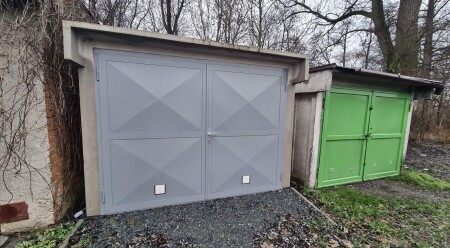 Pronájem betonové garáže 18 m2 na ulici Závodní ve Šternberku