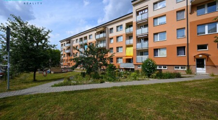 Pronájem zařízeného, pěkného bytu 2+1 v oblíbení lokalitě v Olomouci na ulici Hněvotínská