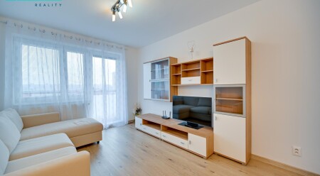 Pronájem krásného bytu s terasou, parkovacím stáním a sklepem na ul. Družební, v Olomouci