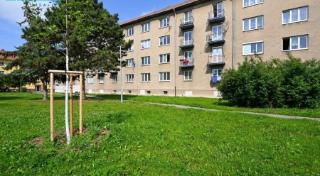 Prodej  cihlového bytu o dispozici 3+1 nacházejícího se v oblíbené části města Uničova. 