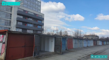 Pronájem garáže ve výborném stavu v centru města Olomouce, Olomouc-Město