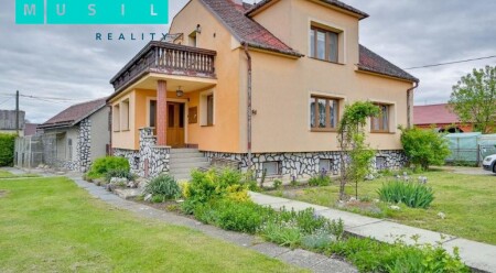 Prodej rodinného domu s velkou zahradou v Medlově u Uničova
