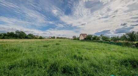 Prodej lukrativního stavebního pozemku v obci Bystrovany u Olomouce.